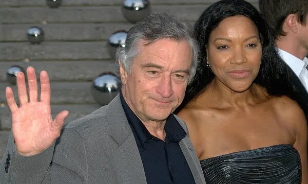 Podcast! Robert De Niro Pays Back $6M Dinero